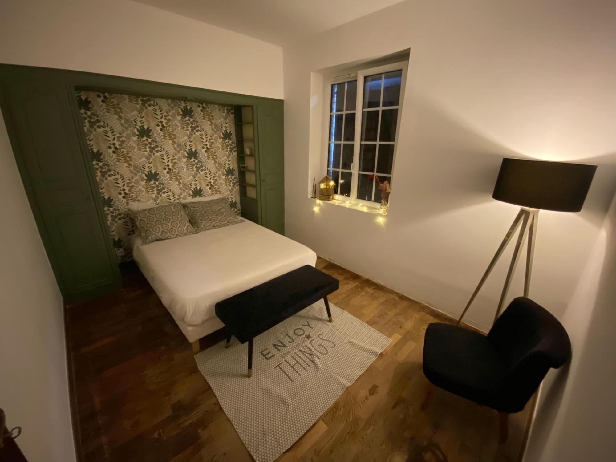 Chambre Hotes Montpinchon Εξωτερικό φωτογραφία